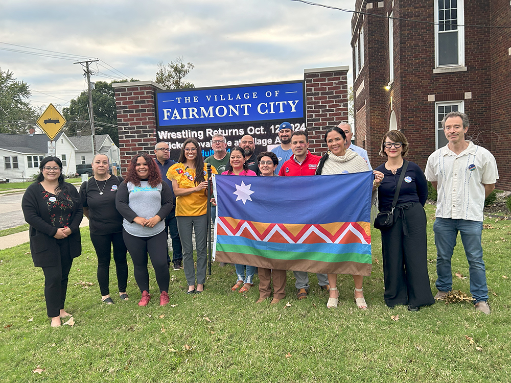 Hispanic festival, hispanic heritage month, bandera patrimonio hispano, flag hispanic heritage, carol lara, latinx arts, jose garza, , Manny Abarca IV, Angel Falls Creative, redlatinastl, 
